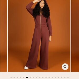 Elegant Maroon Hooded Jumpsuit